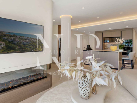 Apartamento en Costalita Estepona en primera línea de playa y renovado en venta