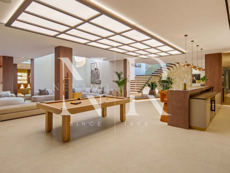 Villa con vistas panorámicas en Nueva Andalucía en venta