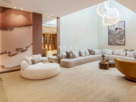 Villa avec vues panoramiques à Nueva Andalucía à vendre