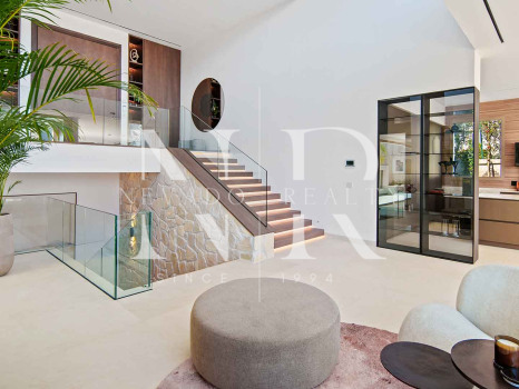 Villa con vistas panorámicas en Nueva Andalucía en venta