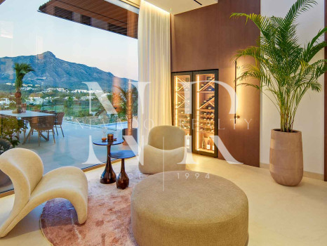 Villa con vistas panorámicas en Nueva Andalucía en venta