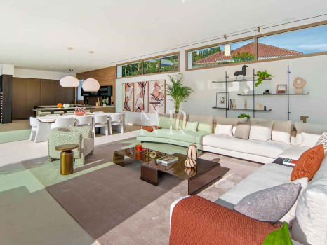 Villa avec vues panoramiques à Nueva Andalucía à vendre