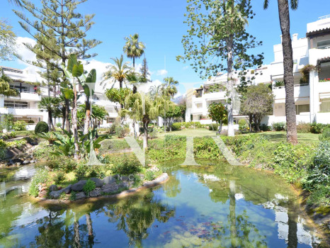 Penthouse avec vue sur la mer à vendre à Alhambra del Mar, Marbella Golden Mile