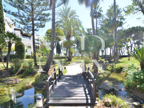 Penthouse avec vue sur la mer à vendre à Alhambra del Mar, Marbella Golden Mile