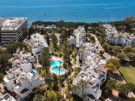 Penthouse avec vue sur la mer à vendre à Alhambra del Mar, Marbella Golden Mile