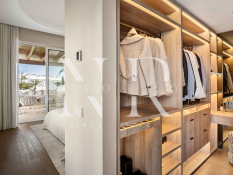 Penthouse avec vue sur la mer à vendre à Alhambra del Mar, Marbella Golden Mile