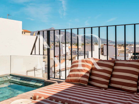 Adosada con piscina privada en Marques del Duero, San Pedro de Alcantara