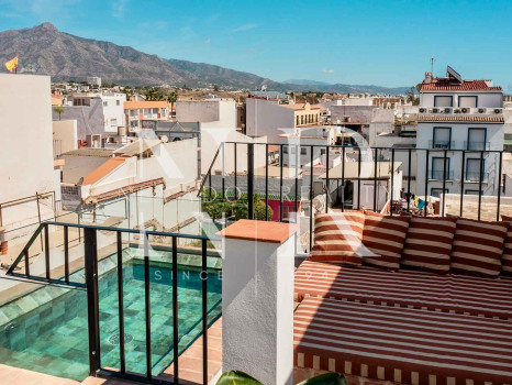Adosada con piscina privada en Marques del Duero, San Pedro de Alcantara