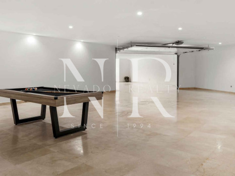 Elegante villa con vistas al mar en La Alquería, Benahavís en venta