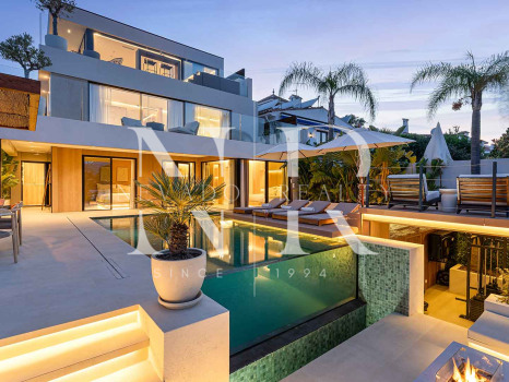 Villa con vistas panorámicas en Nueva Andalucía, Marbella, en venta
