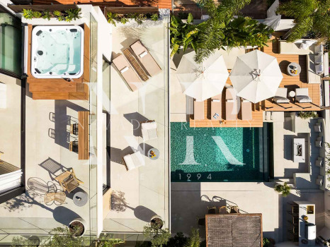 Villa con vistas panorámicas en Nueva Andalucía, Marbella, en venta