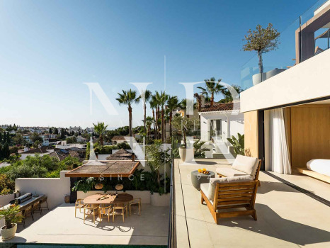 Villa con vistas panorámicas en Nueva Andalucía, Marbella, en venta