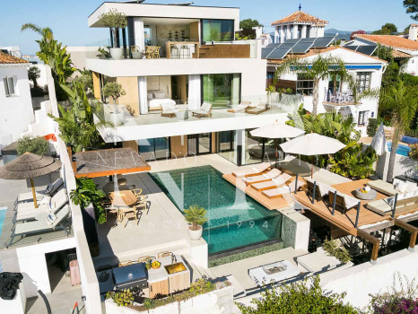 Villa con vistas panorámicas en Nueva Andalucía, Marbella, en venta