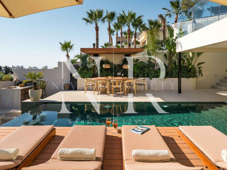 Villa con vistas panorámicas en Nueva Andalucía, Marbella, en venta