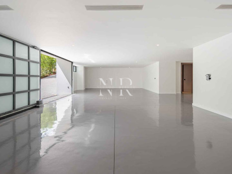 Sea-view villa in Rocío de Nagüeles for sale