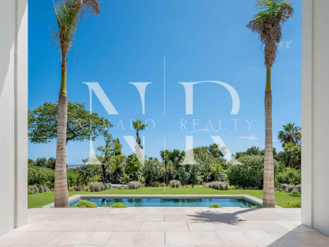 Sea-view villa in Rocío de Nagüeles for sale