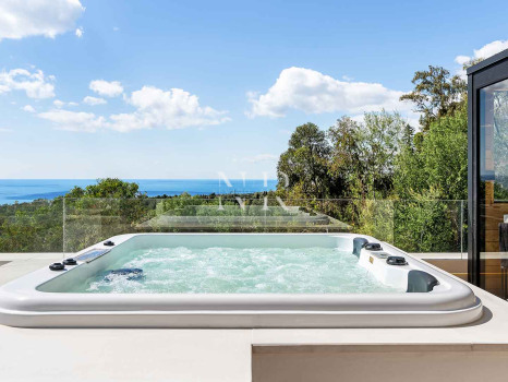 Villa avec vue sur la mer à vendre à Sierra Blanca, Marbella