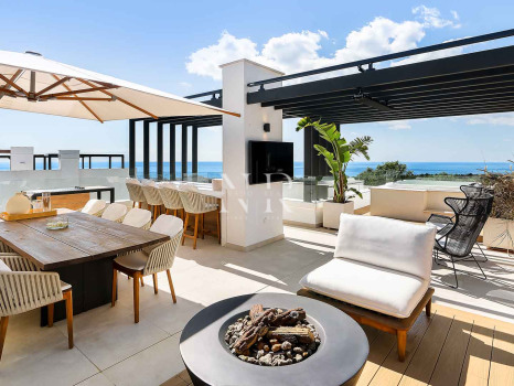 Villa avec vue sur la mer à vendre à Sierra Blanca, Marbella