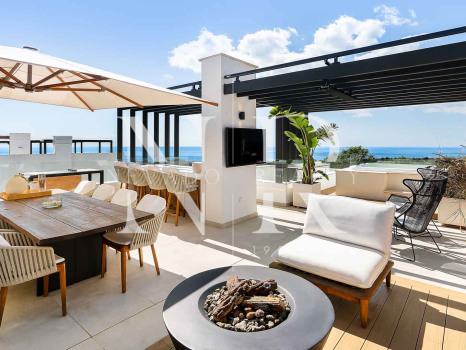 Sea View Villa for Sale in Sierra Blanca, Marbella
