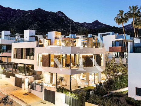 Sea View Villa for Sale in Sierra Blanca, Marbella