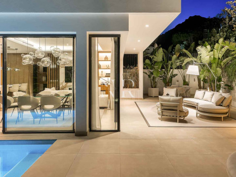 Villa avec vue sur la mer à vendre à Sierra Blanca, Marbella