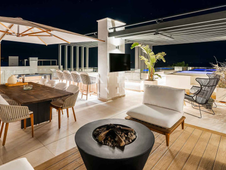Villa avec vue sur la mer à vendre à Sierra Blanca, Marbella