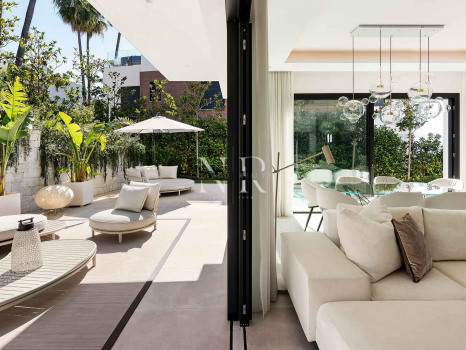 Villa avec vue sur la mer à vendre à Sierra Blanca, Marbella