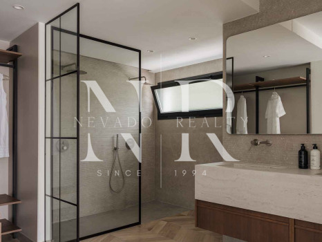 Villa for sale in Los Naranjos Hill Club, Nueva Andalucía
