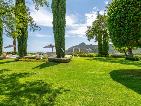 Villa à Vendre à La Zagaleta avec Vue sur la Méditerranée