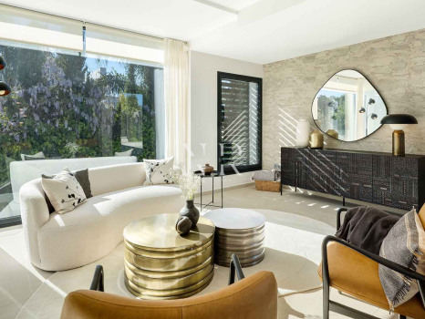 Villa moderne à vendre à Nueva Andalucía, Marbella