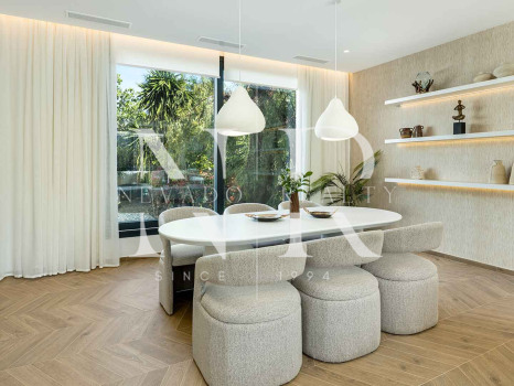 Villa moderna en Nueva Andalucía en venta