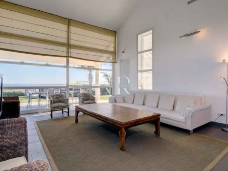 Villa avec vue sur la mer à Manilva à vendre