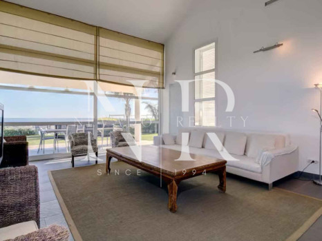 Villa con vista al mar en Manilva en venta