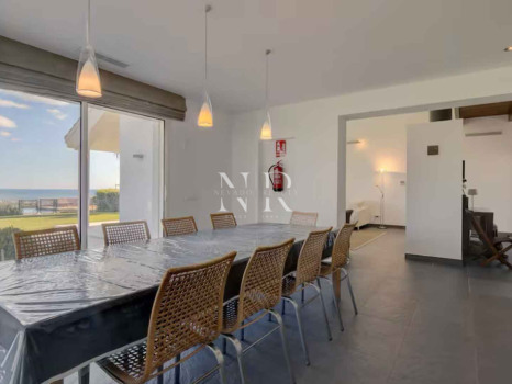 Villa avec vue sur la mer à Manilva à vendre