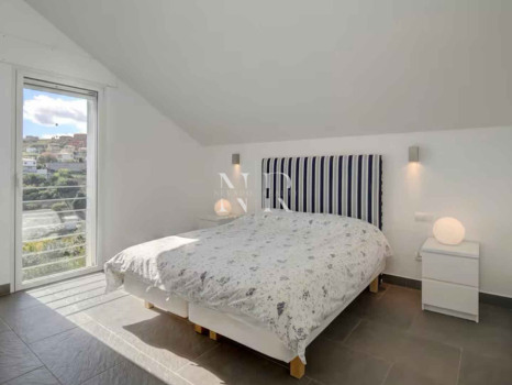 Villa avec vue sur la mer à Manilva à vendre