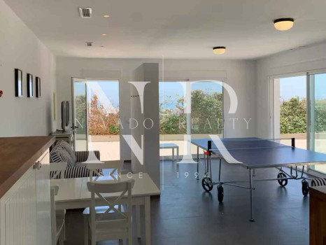 Villa con vista al mar en Manilva en venta