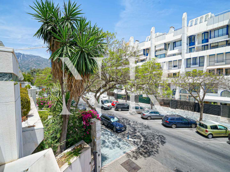 Appartement à vendre dans l'immeuble Poseidón, à deux pas de la plage.