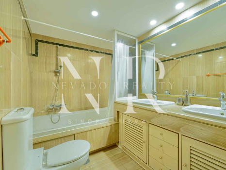 Appartement à vendre dans l'immeuble Poseidón, à deux pas de la plage.
