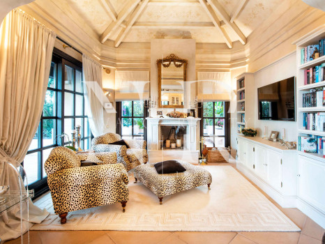Villa avec vue mer à vendre à Sierra Blanca, Marbella