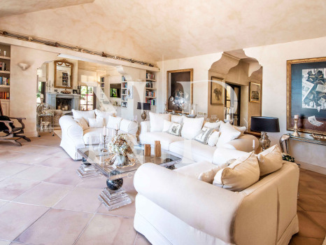 Villa avec vue mer à vendre à Sierra Blanca, Marbella