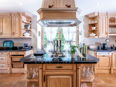 Villa avec vue mer à vendre à Sierra Blanca, Marbella