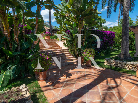 Villa avec vue mer à vendre à Sierra Blanca, Marbella