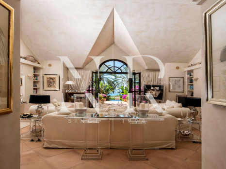 Villa avec vue mer à vendre à Sierra Blanca, Marbella