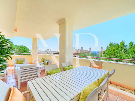 Appartement avec vue sur la mer à vendre à Condado de Sierra Blanca, Marbella