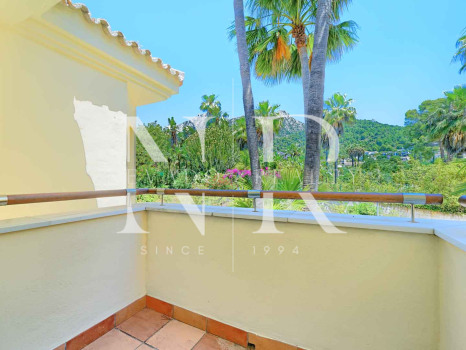 Appartement avec vue sur la mer à vendre à Condado de Sierra Blanca, Marbella
