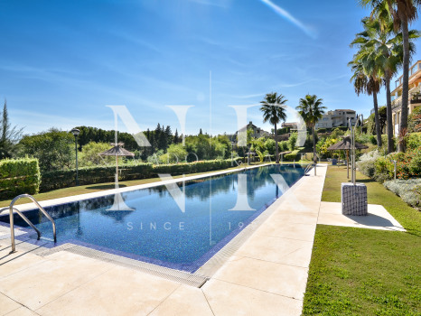 Appartement avec vue sur la mer à vendre à Condado de Sierra Blanca, Marbella
