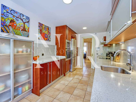 Appartement avec vue sur la mer à vendre à Condado de Sierra Blanca, Marbella