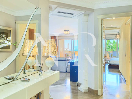 Appartement avec vue sur la mer à vendre à Condado de Sierra Blanca, Marbella