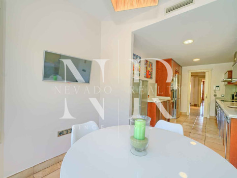 Appartement avec vue sur la mer à vendre à Condado de Sierra Blanca, Marbella