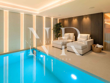 Villa con vistas al mar en Benahavís, Málaga en venta.